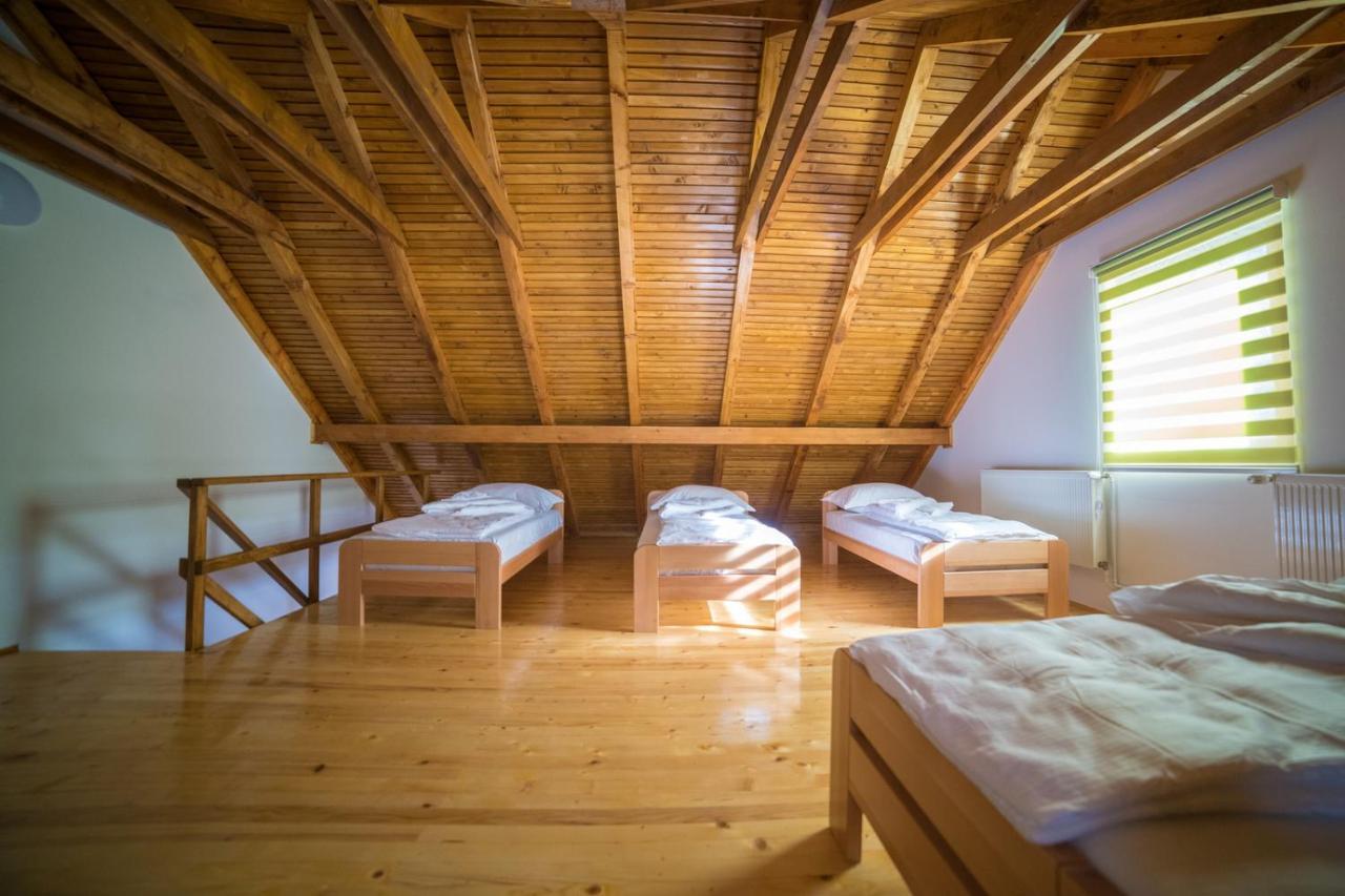 Vila "Maglic" Tjentiste Luaran gambar